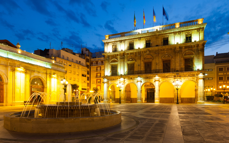 Alhambra Palace Night Tour Attendance Revenue